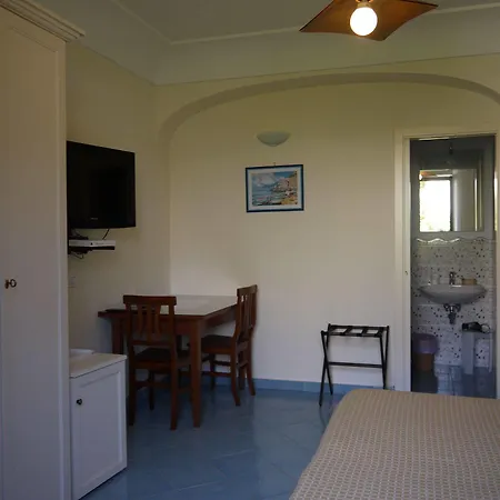 Pensionat A Casa Dei Nonni 3*